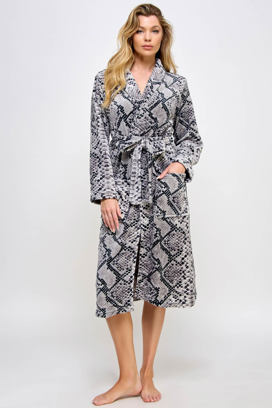 Payton Plush Robe