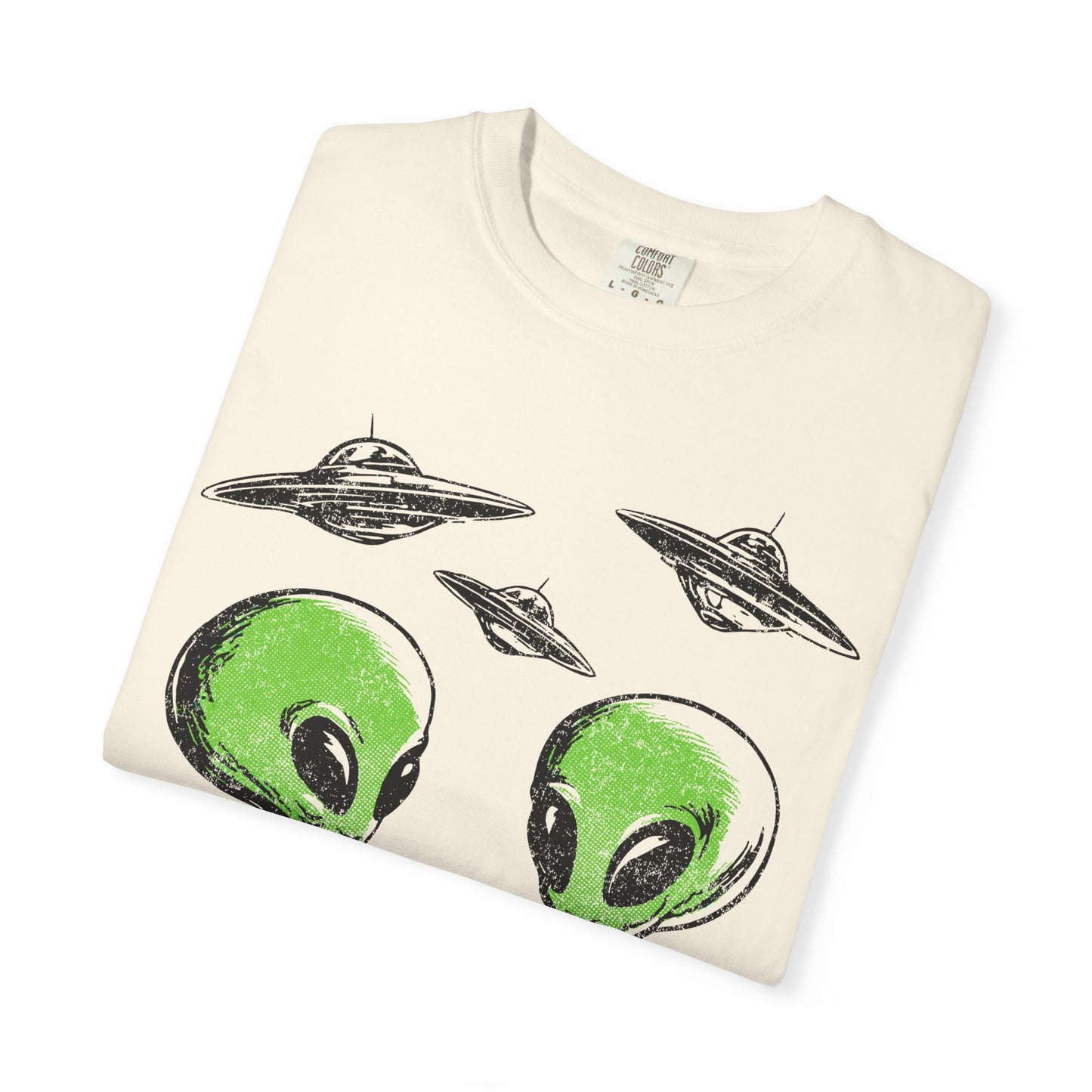 Alien Love-  Graphic Tee