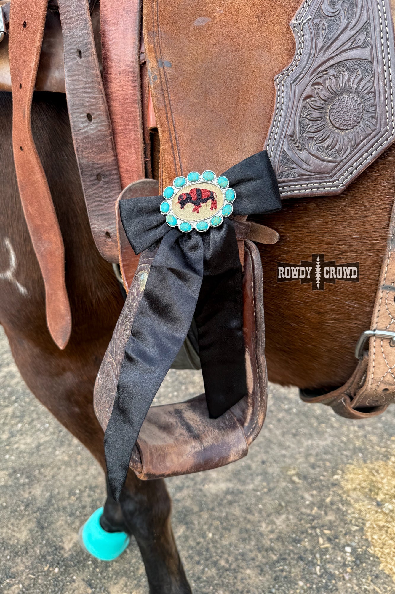 Roam Free Bow