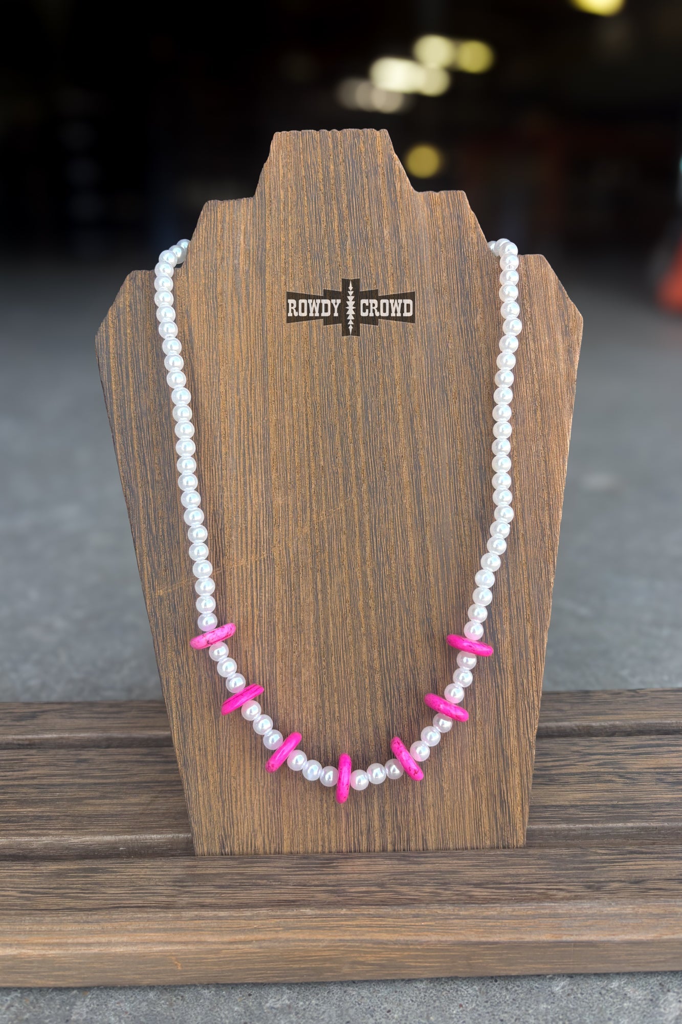 Lonesome Pearl Necklaces